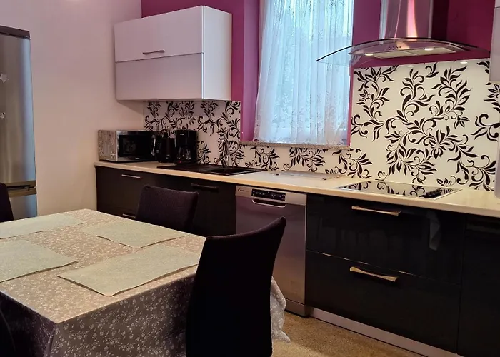Komel I Apartman *
