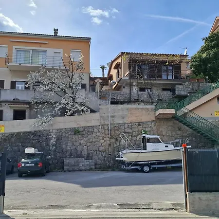Appartement Komel I