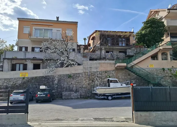 Appartement Komel I
