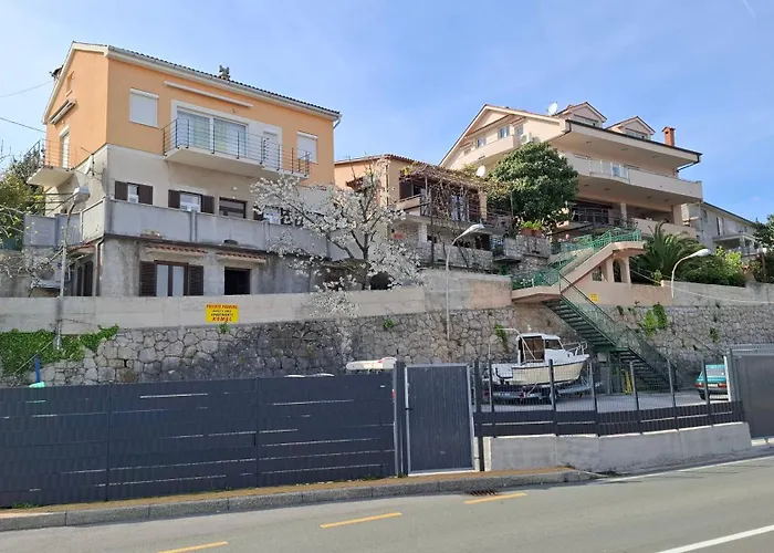 Appartement Komel I *