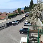 Komel I *